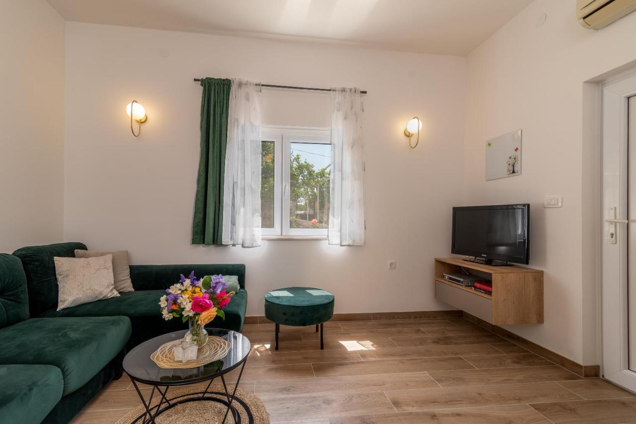 Apartments Fani Trogir Luaran gambar