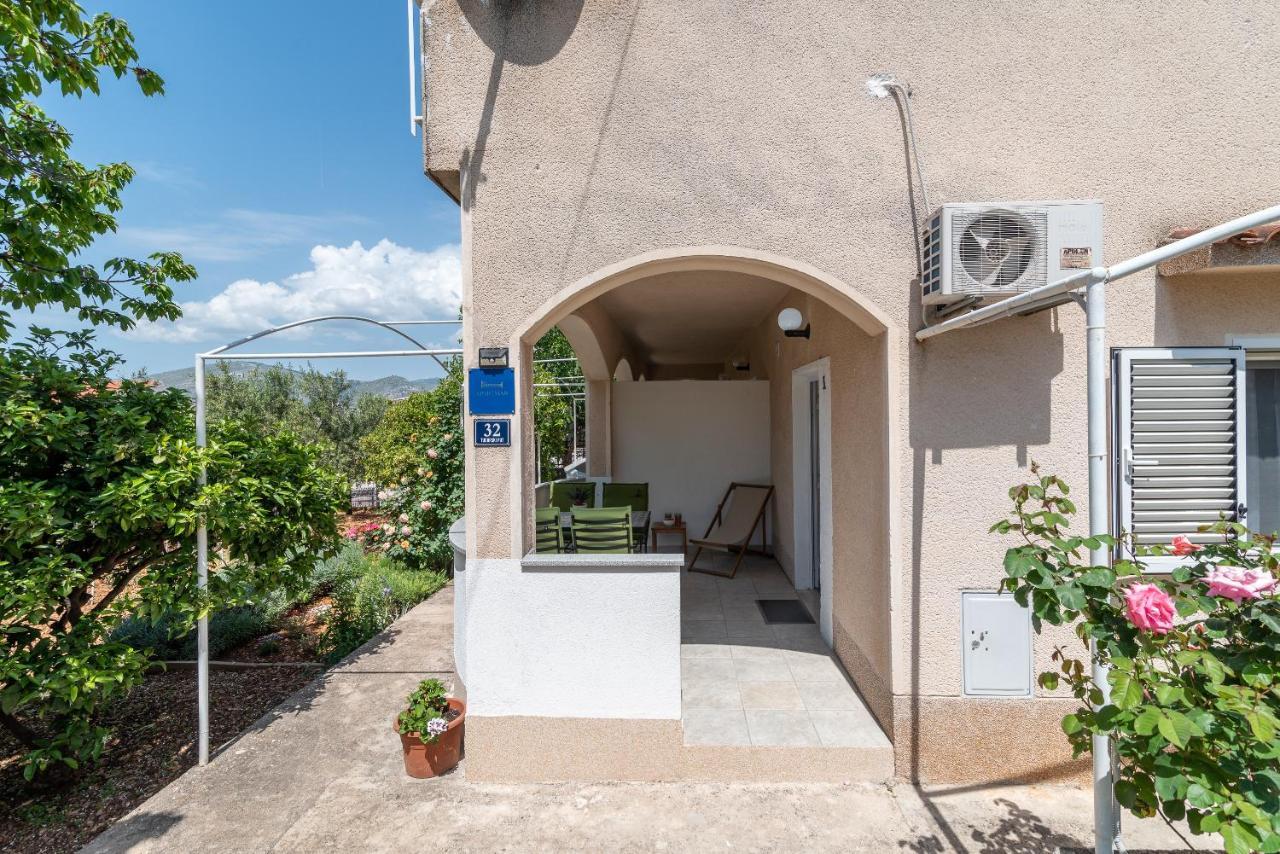 Apartments Fani Trogir Luaran gambar