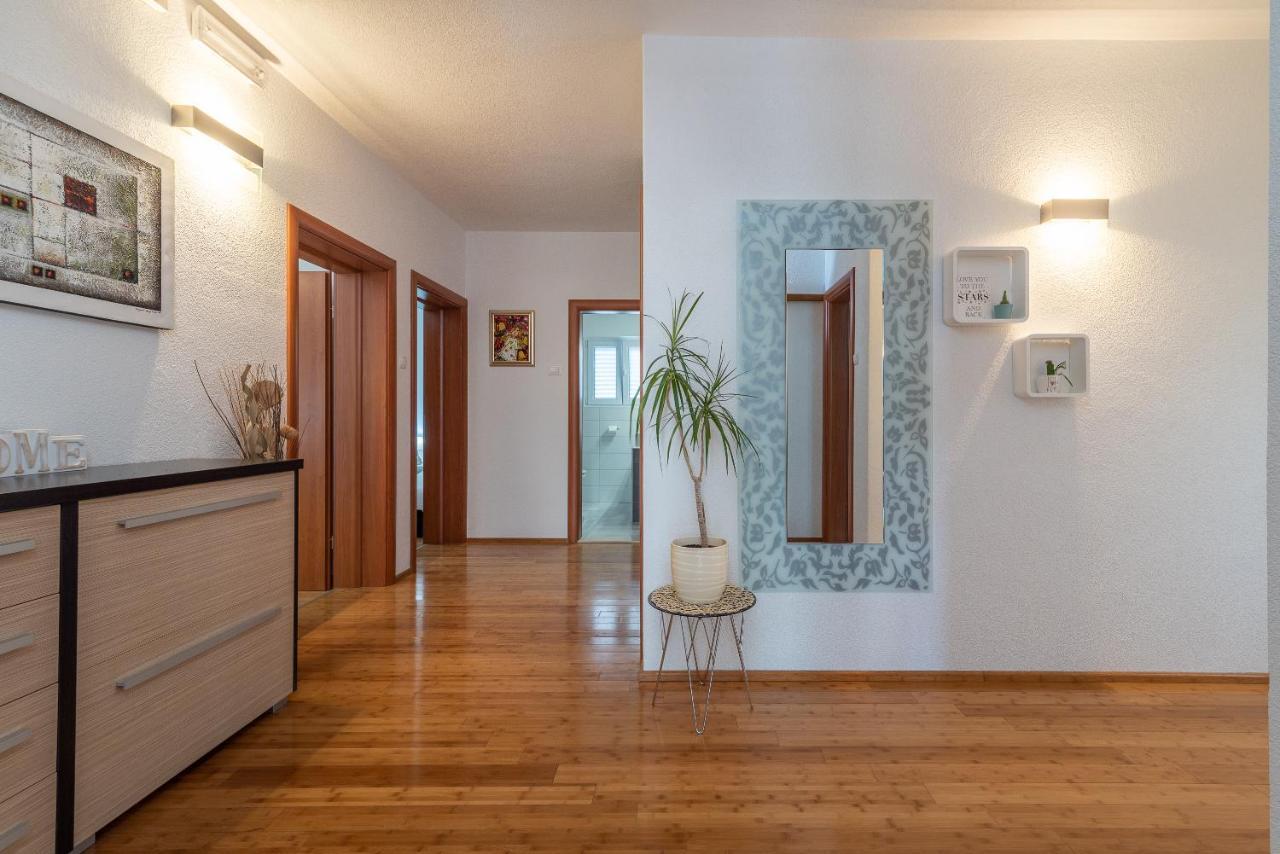 Apartments Fani Trogir Luaran gambar