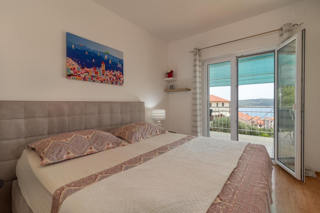 Apartments Fani Trogir Luaran gambar