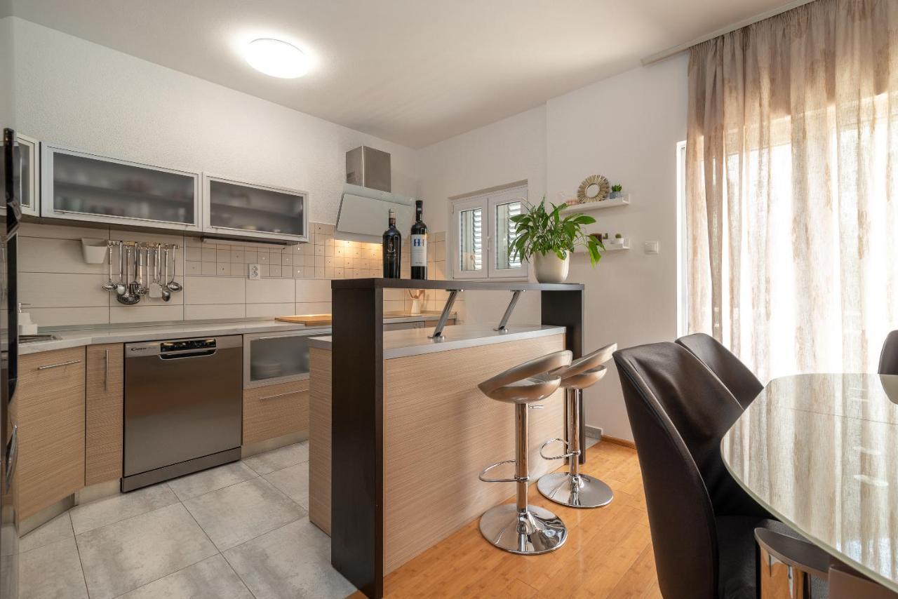 Apartments Fani Trogir Luaran gambar